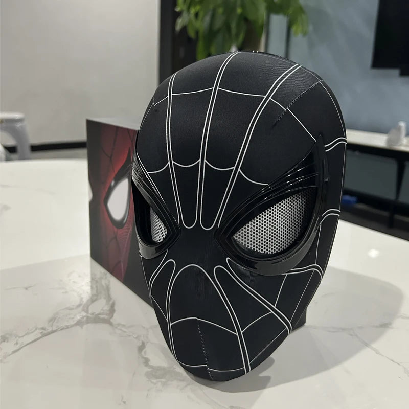 Hot Toys Spiderman Electronic Mask With Moving Glowing Eyes